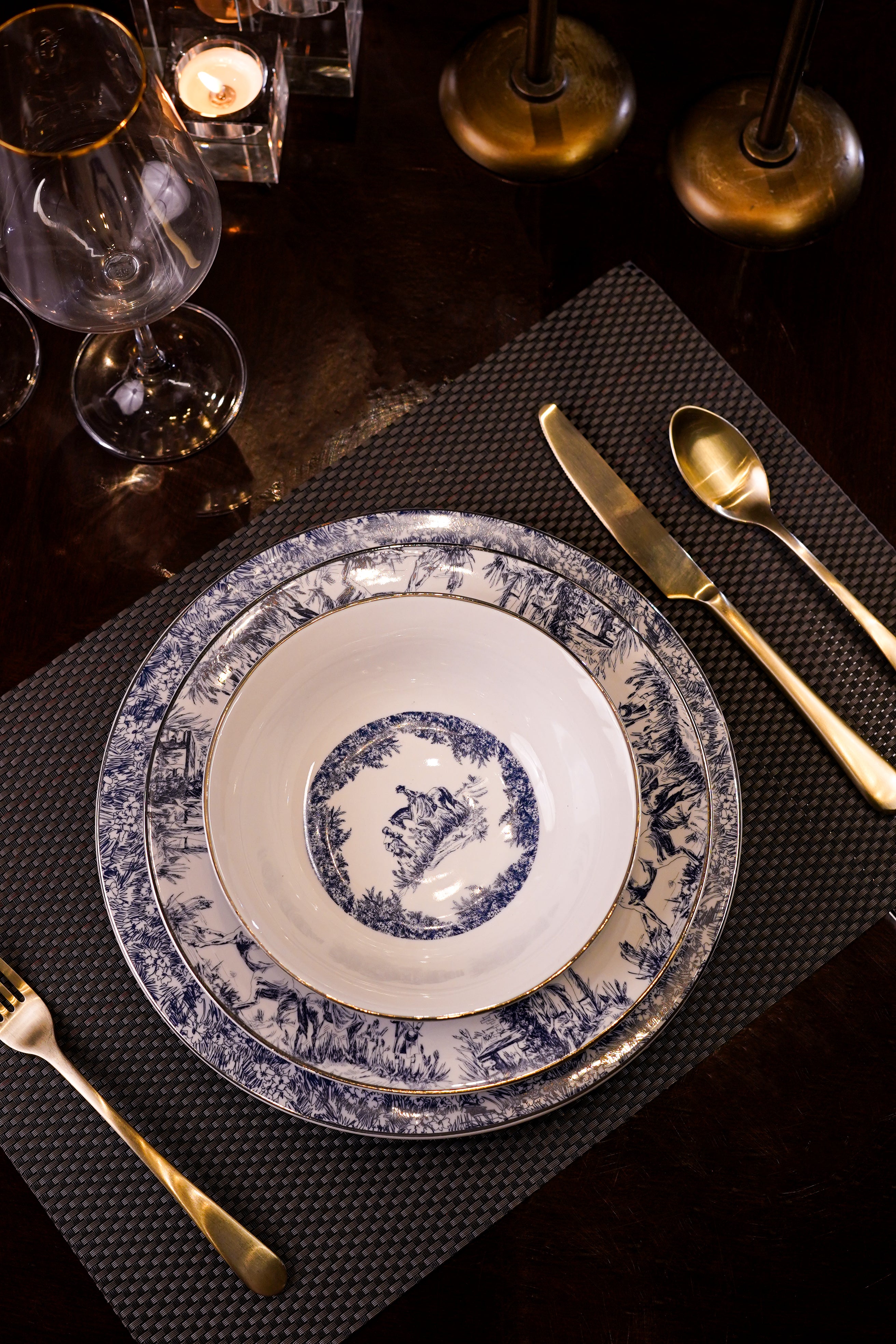 Sapphire & platinum - dinnerware for 4 persons (22 pcs)