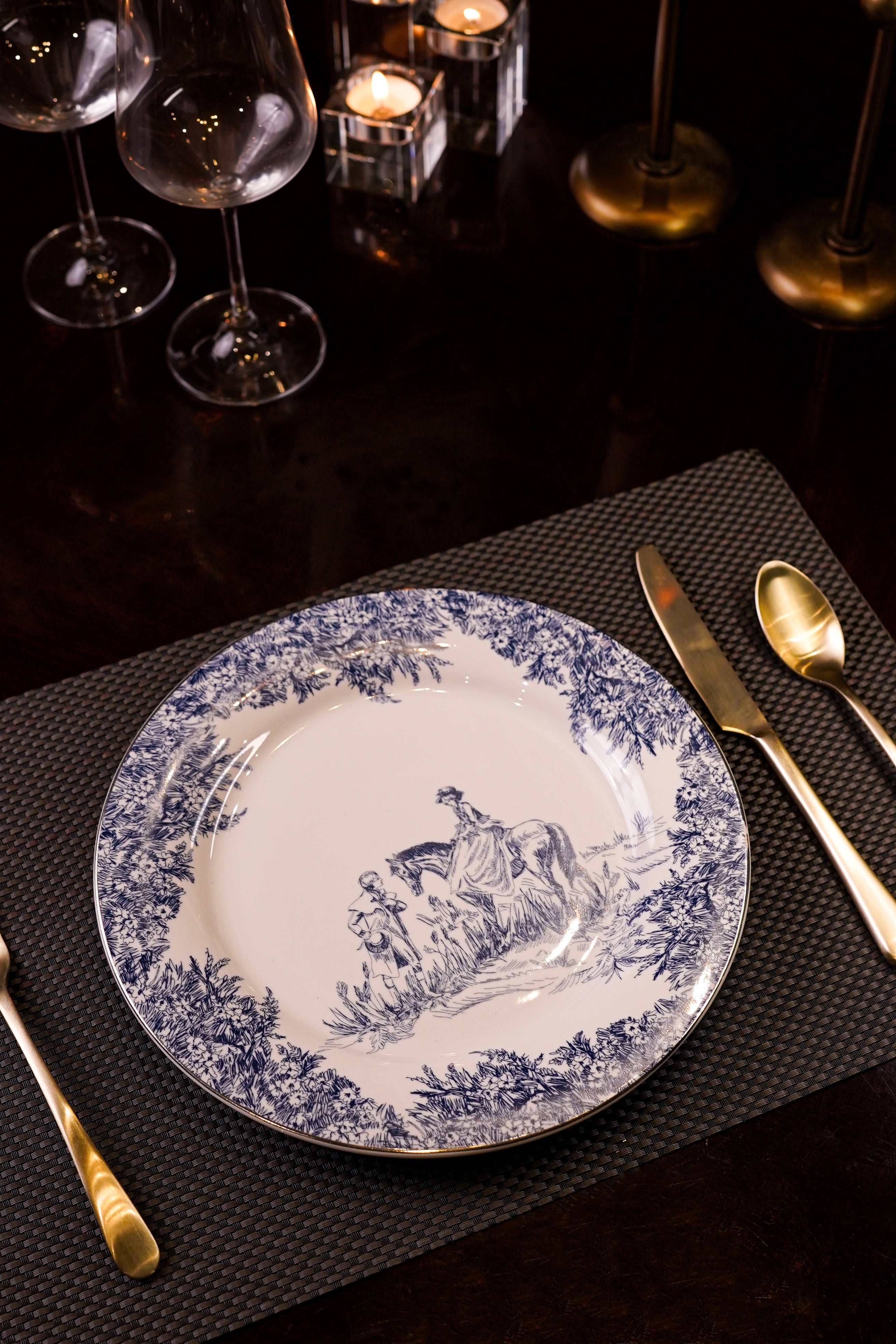 Sapphire & platinum - dinnerware for 6 persons (33 pcs)